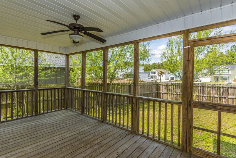 136 Brightwood Dr, Huger, SC 29450