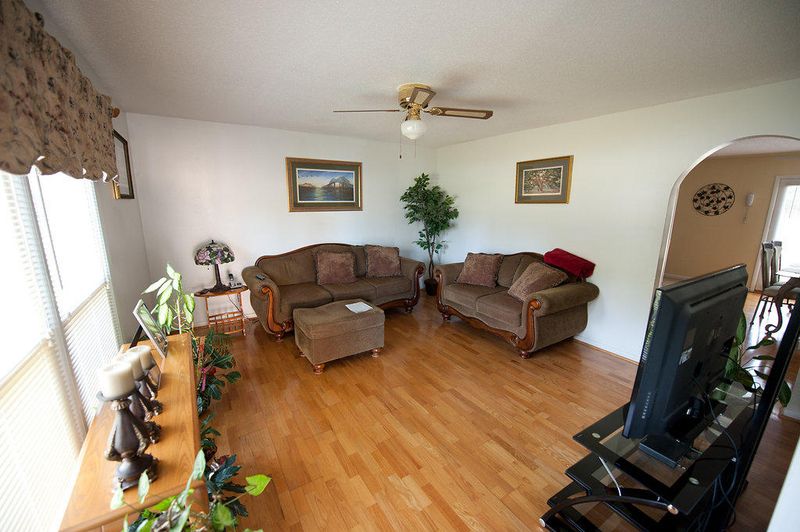 104 Branton Ave, Ladson, SC 29456