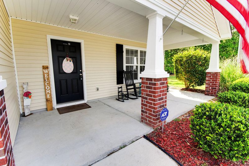 9465 Falling Embers Ln, Ladson, SC 29456