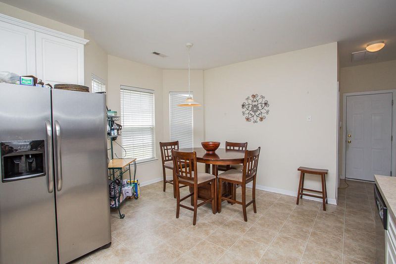 2914 John Cabot Dr, North Charleston, SC 29420