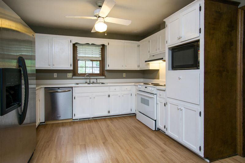 1340 Wannamaker Ave, Summerville, SC 29485