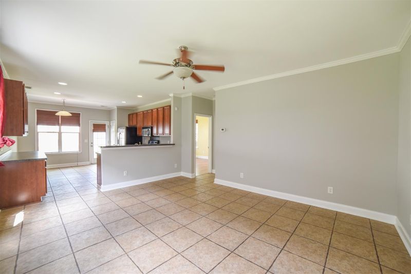 128 Diploma Dr, Ladson, SC 29456