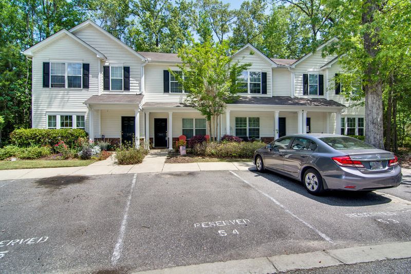 204 Twin Tree Dr, Summerville, SC 29485