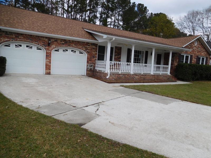 1012 Highland Pines Rd, Ladson, SC 29456
