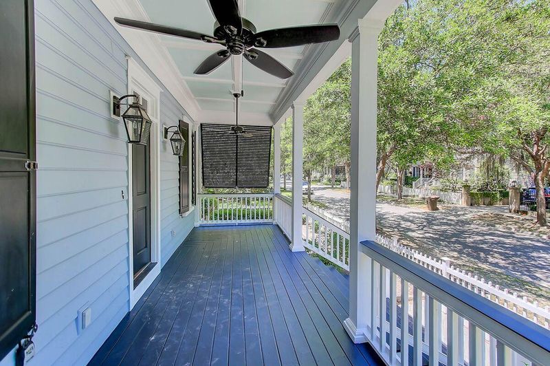 122 N Shelmore Blvd, Mount Pleasant, SC 29464