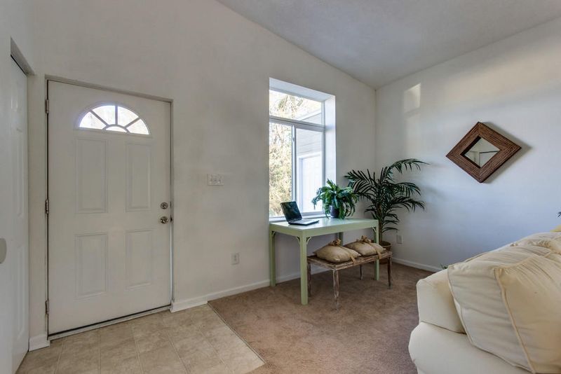 2516 Celestial Ct, Charleston, SC 29406