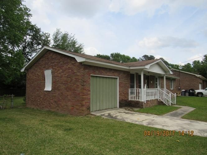 217 Cardinal Dr, Summerville, SC 29485