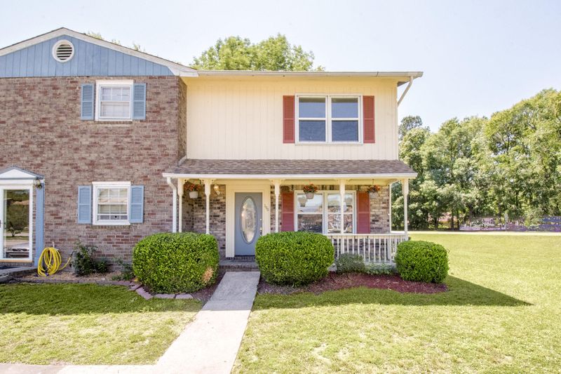 100 Brush Blvd, Goose Creek, SC 29445