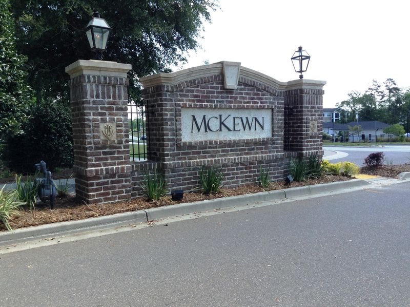 9657 Godwin St, Ladson, SC 29456
