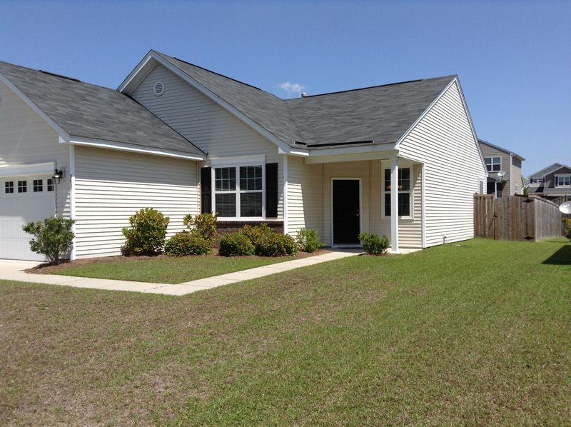 9657 Godwin St, Ladson, SC 29456