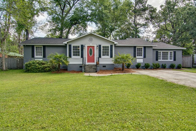 614 Constant Dr, Charleston, SC 29412