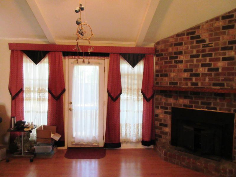 103 Gippy Dr, Summerville, SC 29486