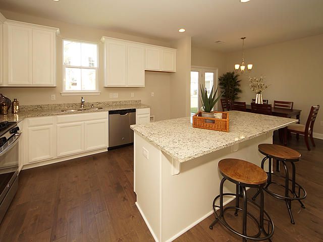 206 Brambling Ln, Charleston, SC 29414