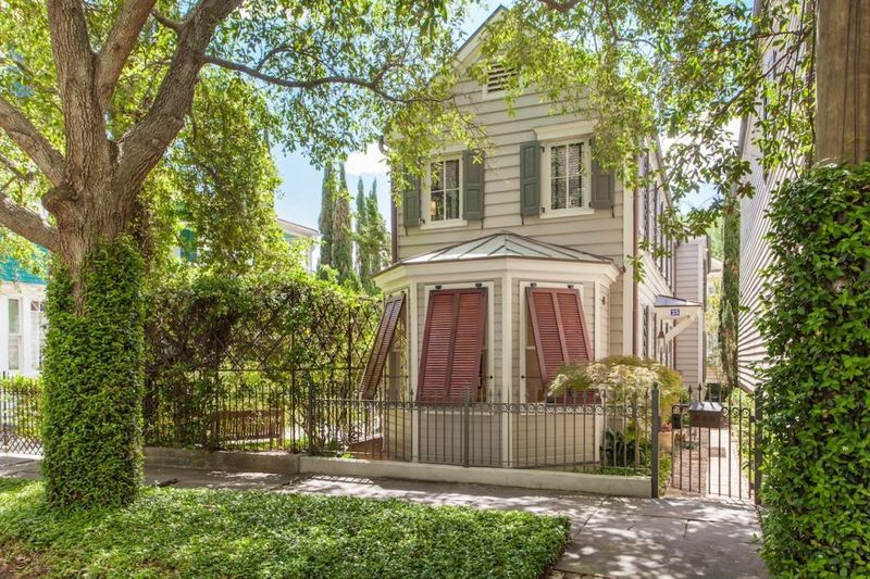23 Charlotte St, Charleston, SC 29403
