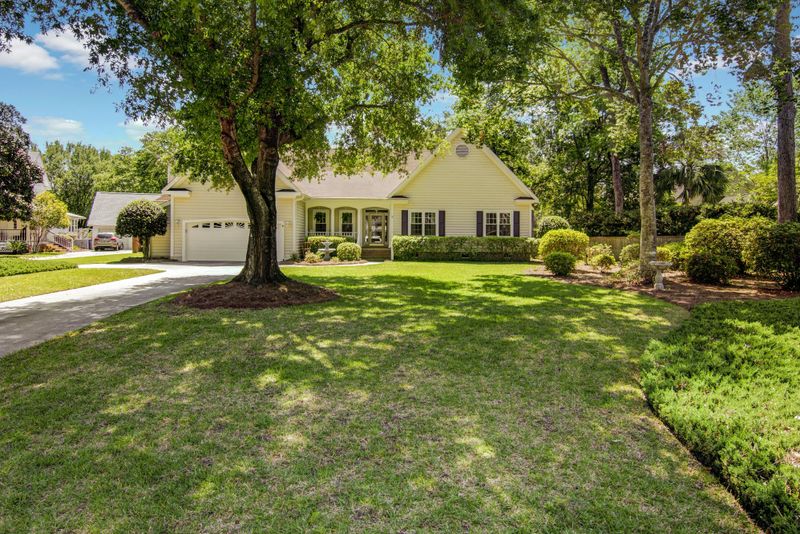 5 Loch Carrun Ter, Charleston, SC 29414