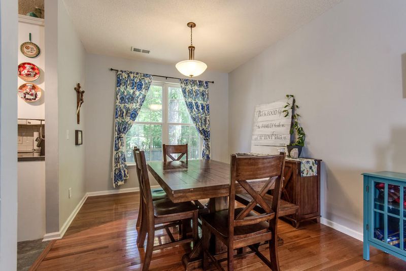 1878 Oleander Ct, Charleston, SC 29414
