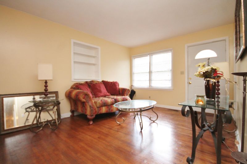 407 Mary Scott Dr, Goose Creek, SC 29445