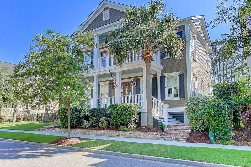 564 Galera Ln, Mount Pleasant, SC 29464