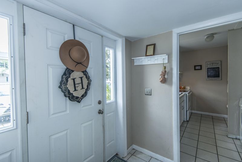 323 Lakeside Dr #F-6, Mount Pleasant, SC 29464