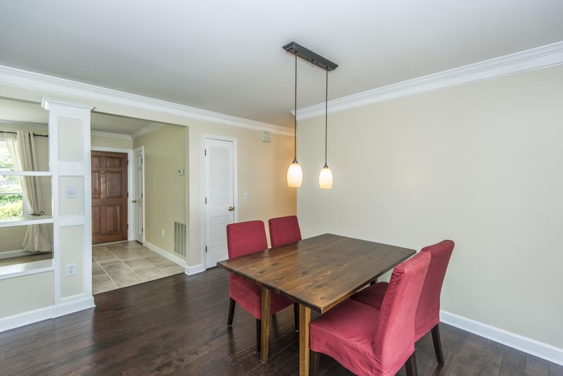 2026 Dogwood Rd, Charleston, SC 29414