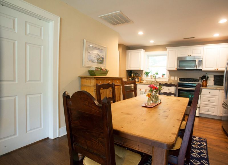1453 Pocahontas St, Mount Pleasant, SC 29464