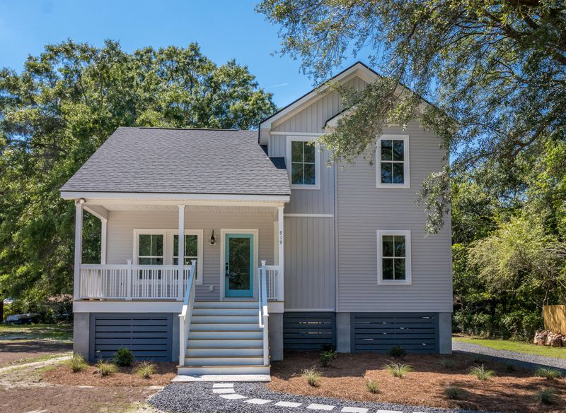 919 Pauline Ave, Charleston, SC 29412