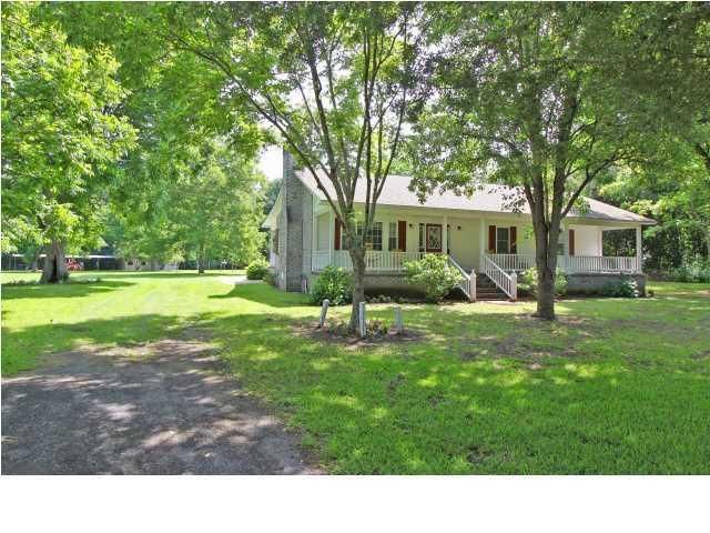 3050 Grape Ln, Mount Pleasant, SC 29466