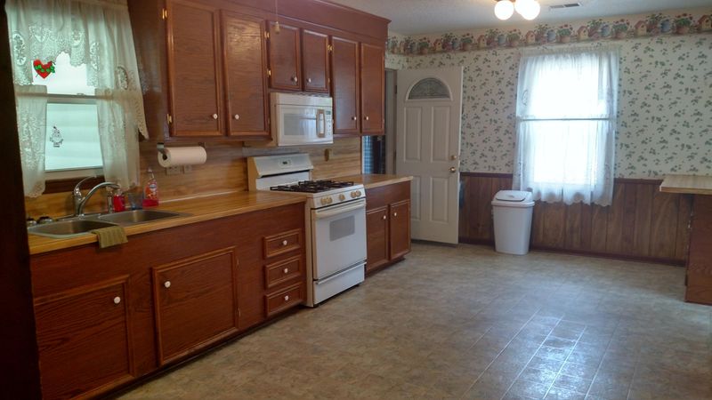 154 Harvey Ave, Goose Creek, SC 29445