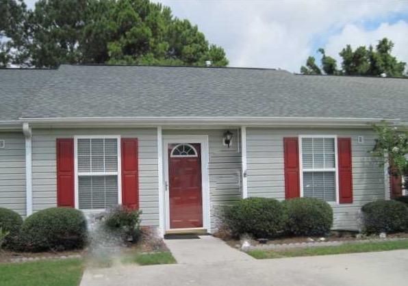 1525 Blaze Ln, Charleston, SC 29412