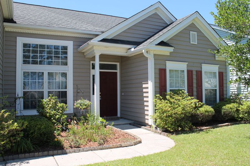 7306 Horned Grebe Cir, Hanahan, SC 29410