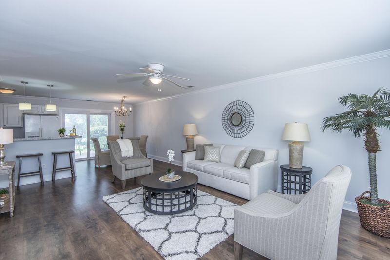 1684 Lauda Dr, Mount Pleasant, SC 29464