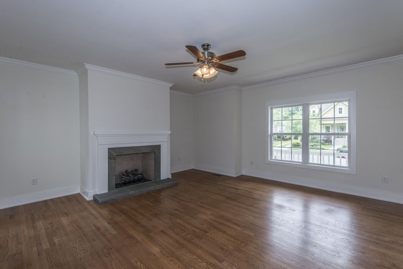 116 S Ainsdale Dr, Charleston, SC 29414