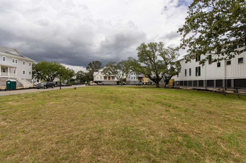 602 Bermuda Isle St, Daniel Island, SC 29492
