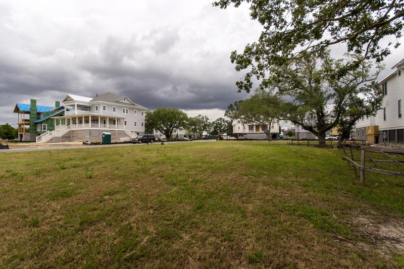 602 Bermuda Isle St, Daniel Island, SC 29492