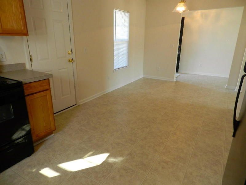235 Dovetail Cir, Summerville, SC 29483