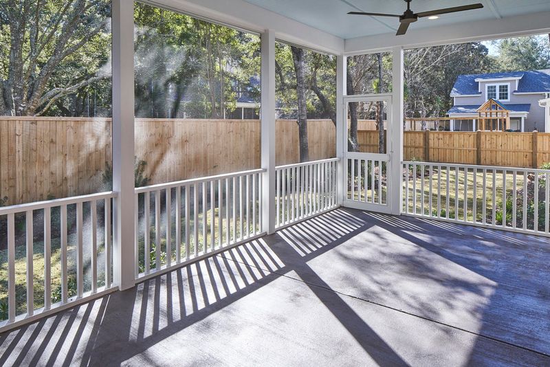 602 Bootlegger Ln, Charleston, SC 29412