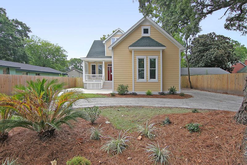 712 Sycamore Ave, Charleston, SC 29407