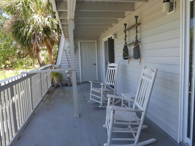 256 Sea Cloud Cir, Edisto Island, SC 29438