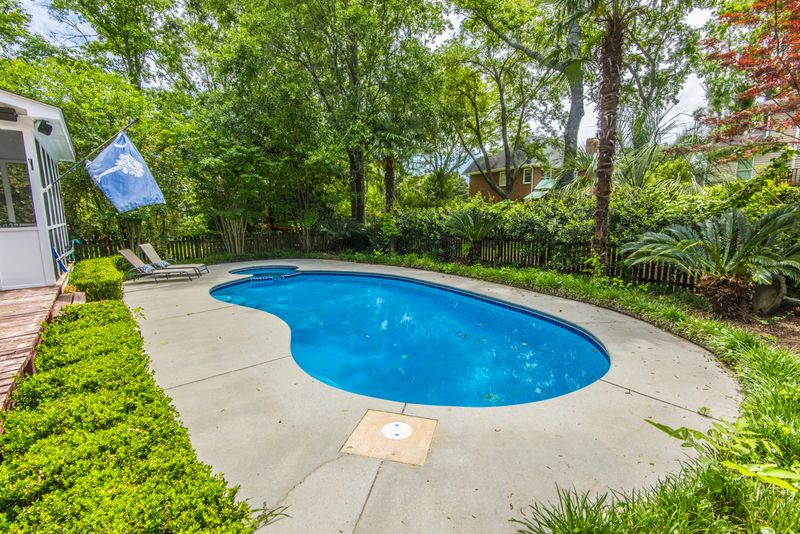 449 W Settlers Rest, Mount Pleasant, SC 29464