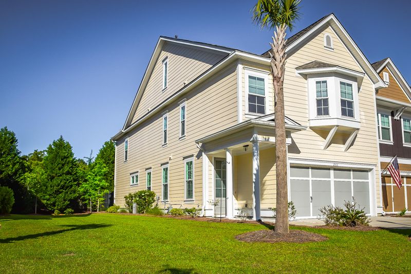 2511 Kings Gate Ln, Mount Pleasant, SC 29466