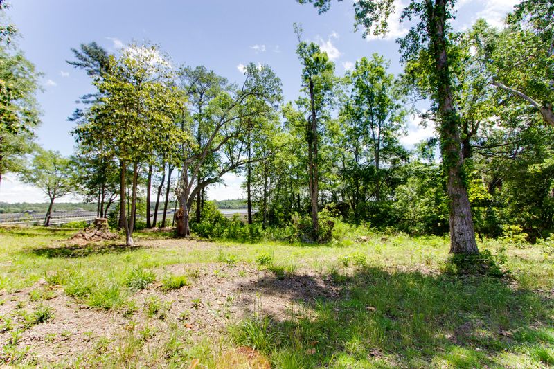 5666 Captain Kidd Rd, Hollywood, SC 29449