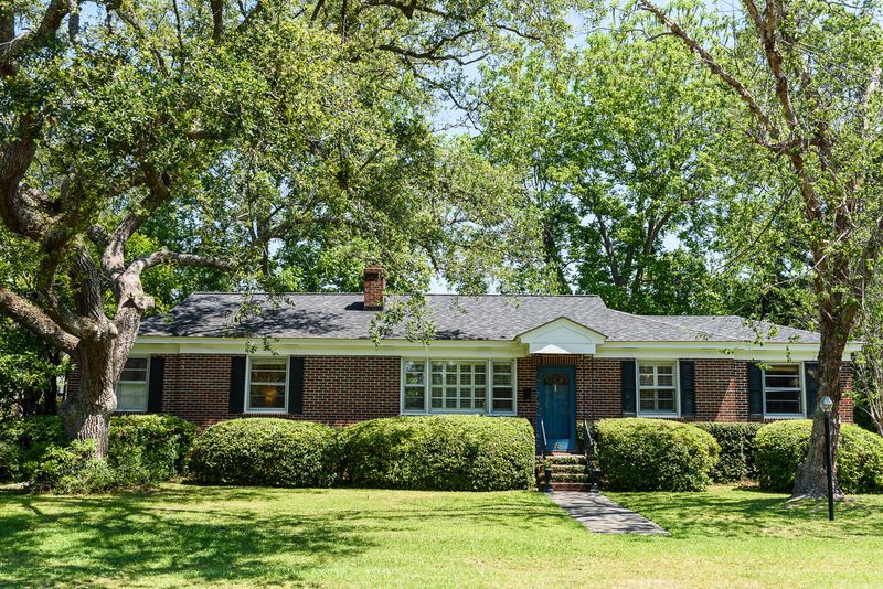 16 Sheridan Rd, Charleston, SC 29407