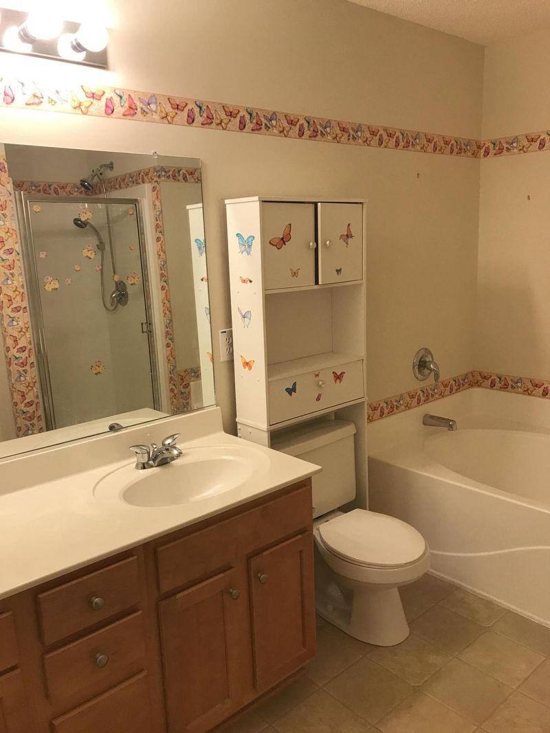 157 Wildberry Ln, Goose Creek, SC 29445