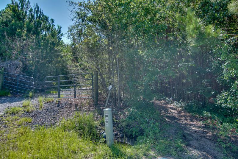 3 Hamlin Rd, Mount Pleasant, SC 29466