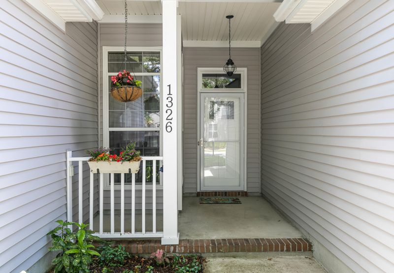 1326 Somersby Ln, Mount Pleasant, SC 29466