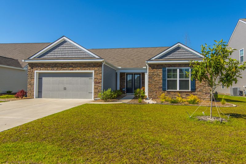 152 Netherfield Dr, Summerville, SC 29486