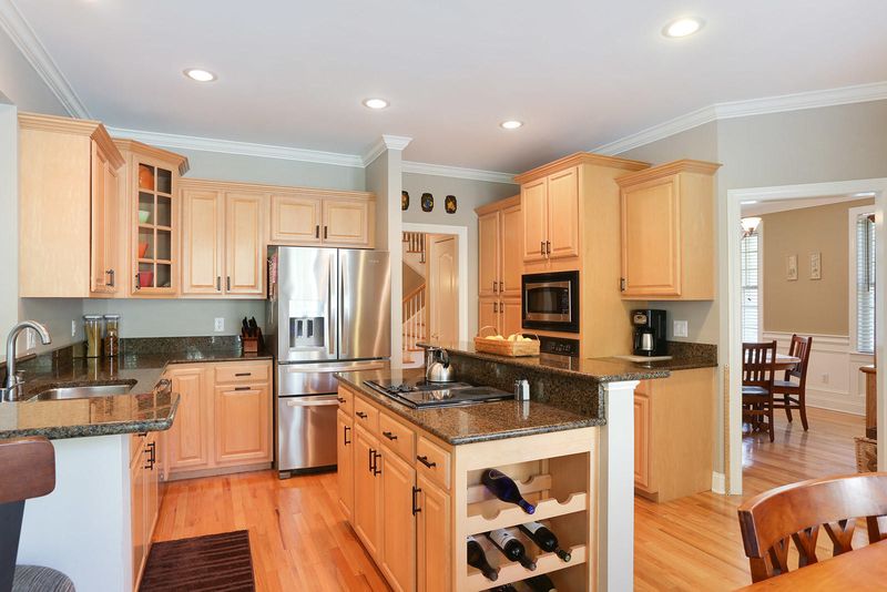 2084 Rookery Ln, Charleston, SC 29414