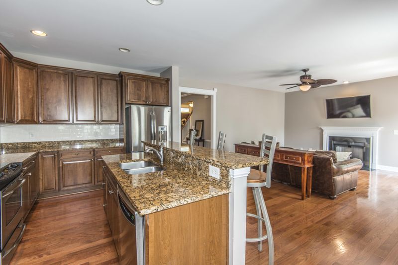 1207 Hepburn St, Charleston, SC 29412