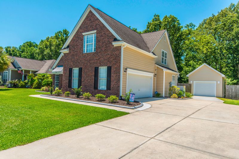166 Thousand Oaks Cir, Goose Creek, SC 29445