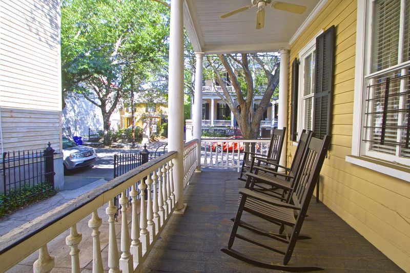 123 Wentworth St #A, Charleston, SC 29401